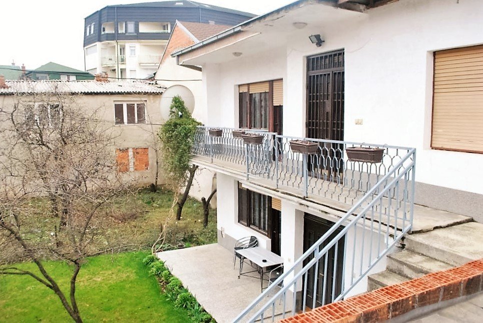 Image Alternative text