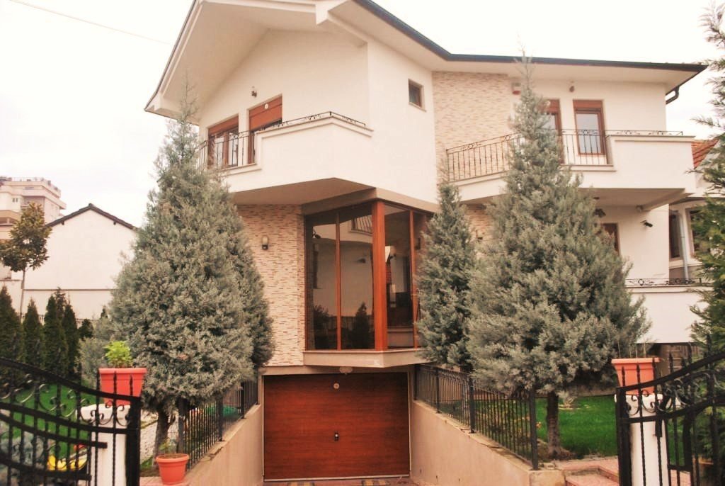 Image Alternative text