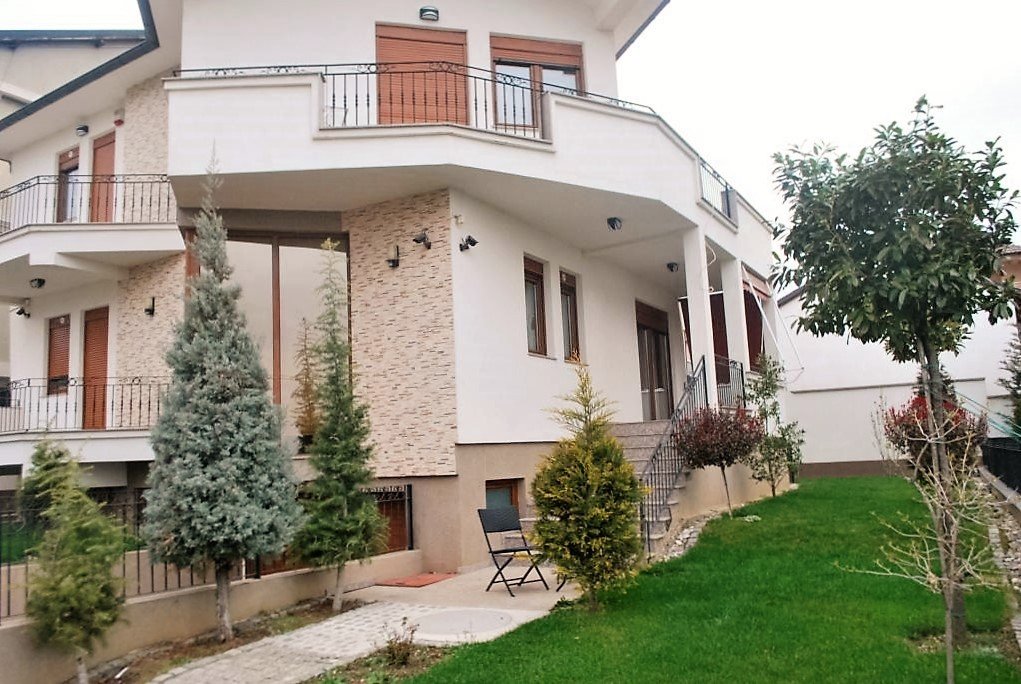 Image Alternative text