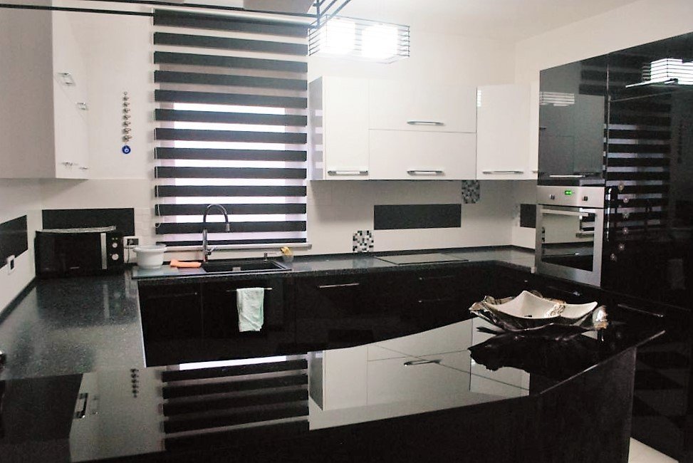 Image Alternative text