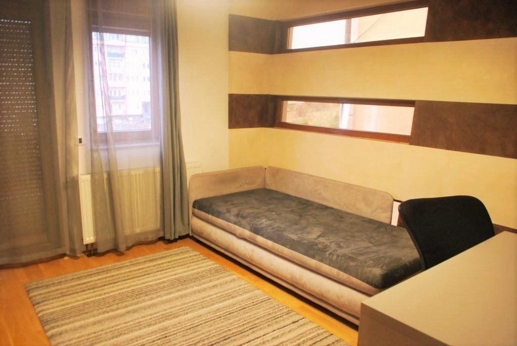 Image Alternative text