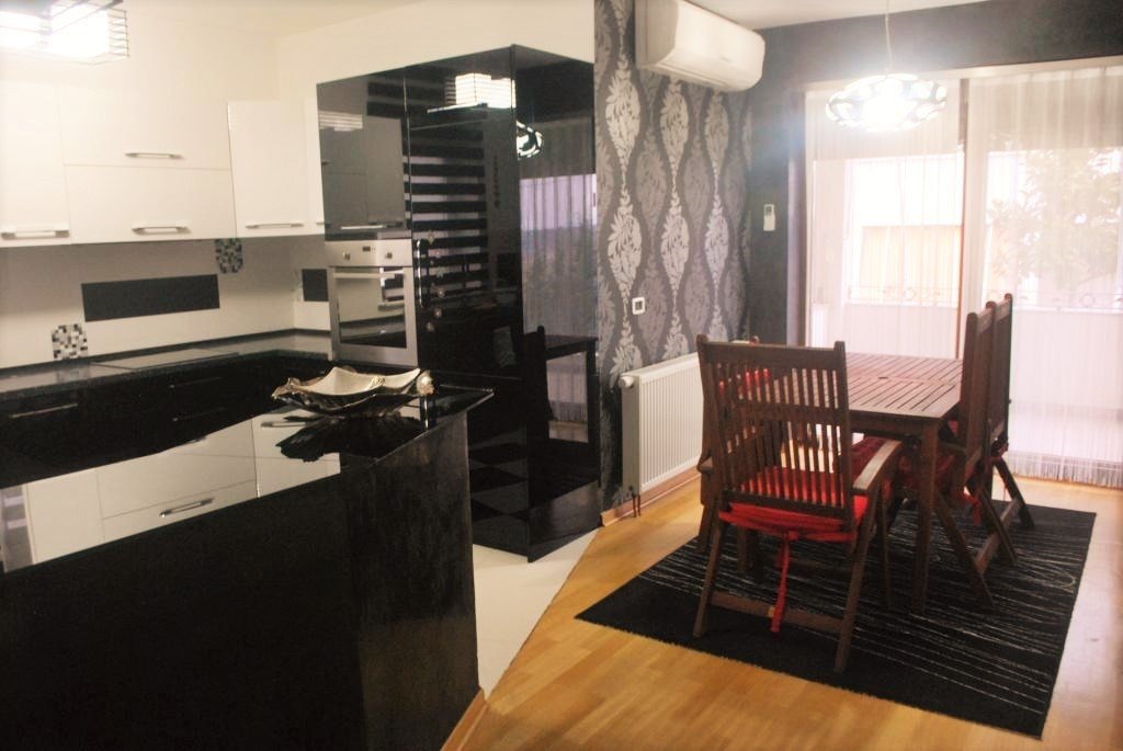 Image Alternative text