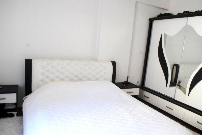 Image Alternative text