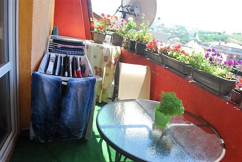 Image Alternative text