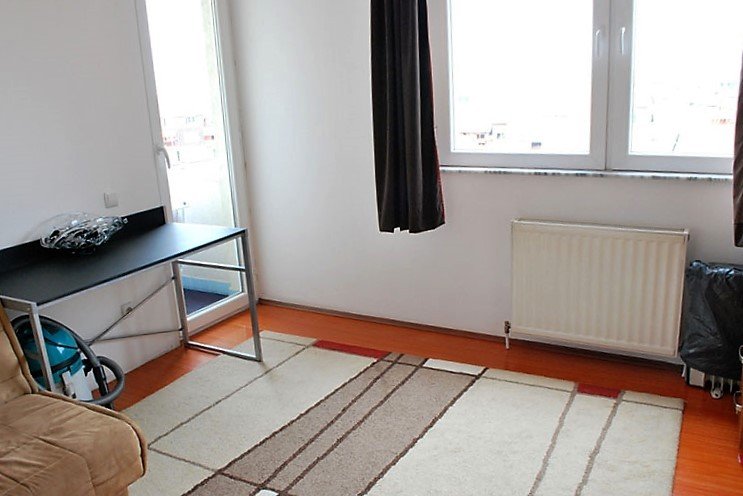 Image Alternative text