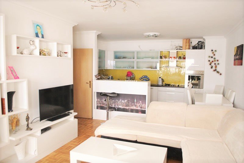 Image Alternative text