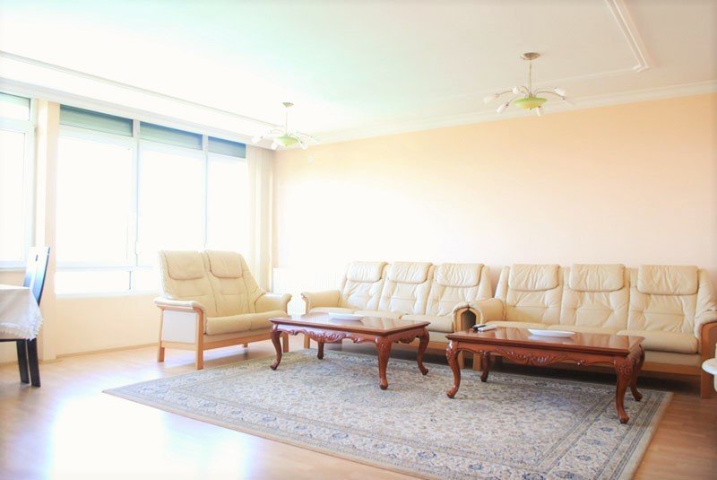 Image Alternative text