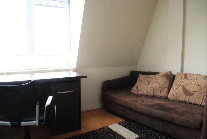 Image Alternative text