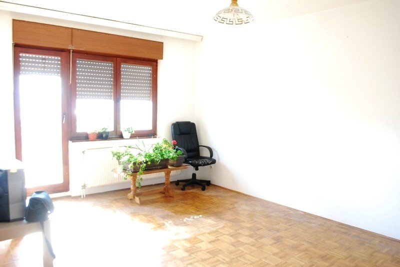 Image Alternative text