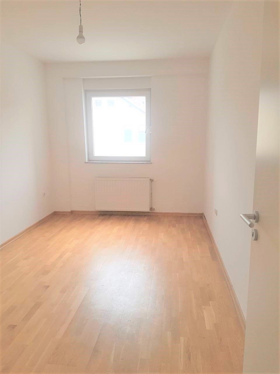 Image Alternative text