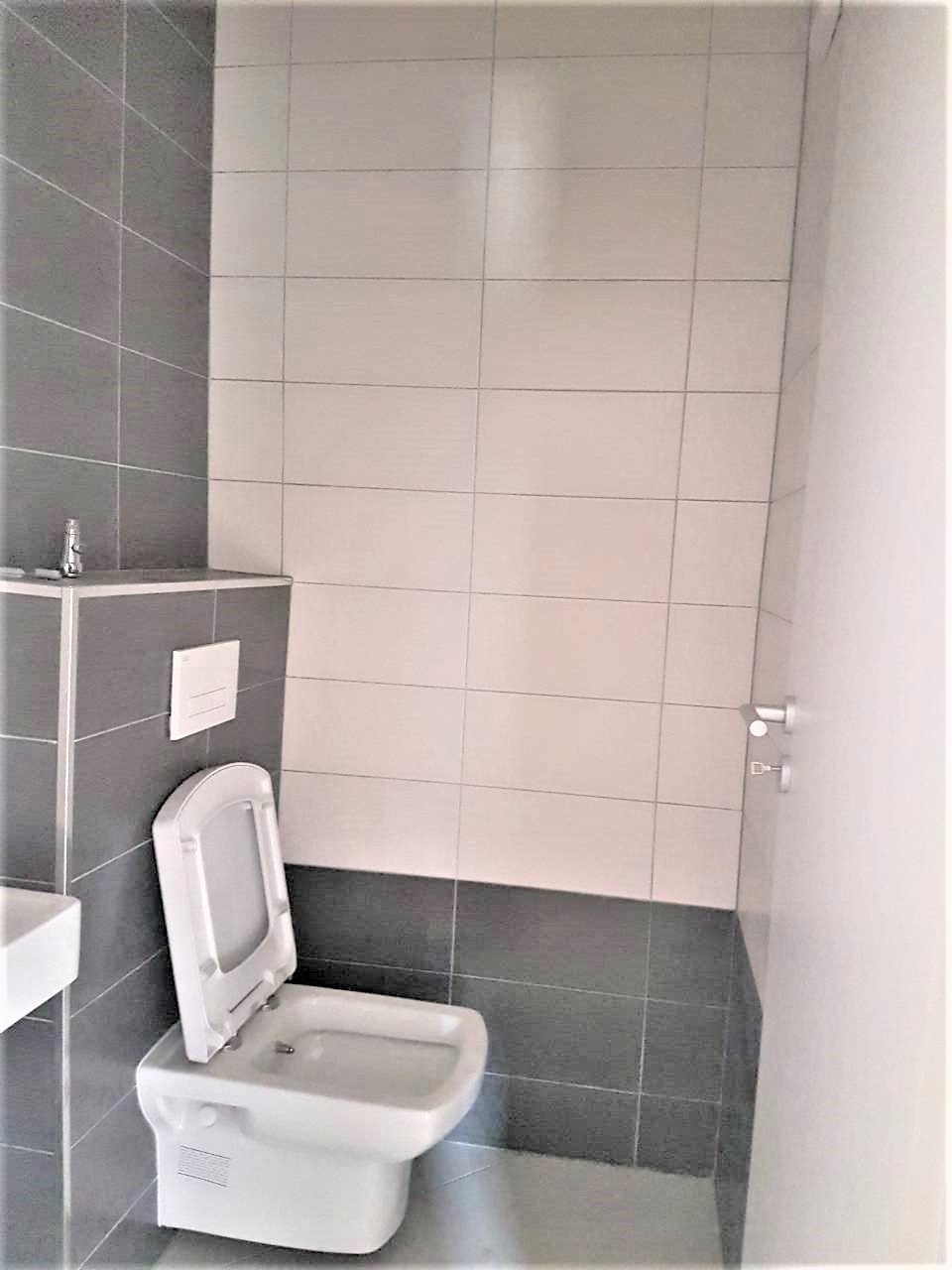 Image Alternative text