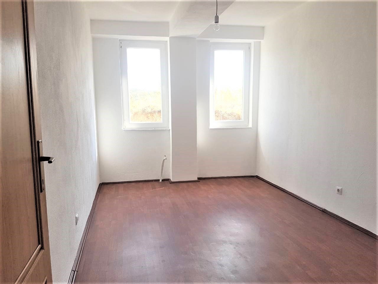 Image Alternative text